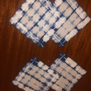 Hand-dyed shibori napkins “reflections” indigo